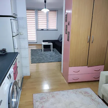 Amna Apartment *